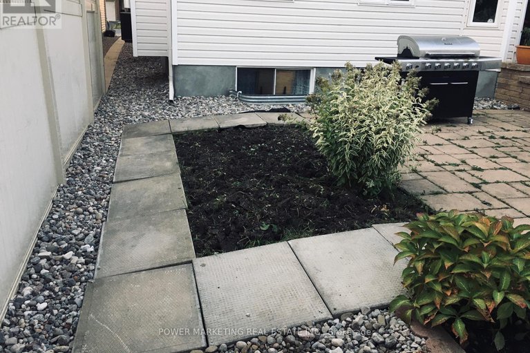 29270860/119-finn-court/ridgemont/ottawa/ontario/K1V2C6_43