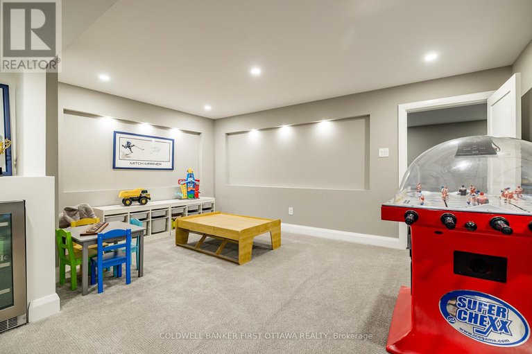28424971/481-sangeet-place/goulbourn-twp-from-franktown-rdsouth-to-rideau/ottawa/ontario/K0A2Z0_28