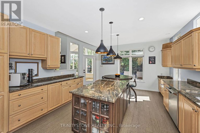28647084/36-sawgrass-circle/remainder-of-stittsville-area/ottawa/ontario/K0A1B0_13
