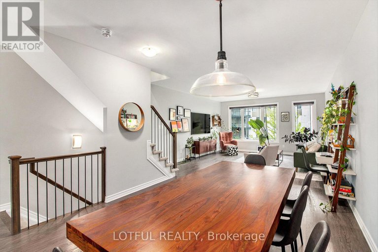 28406449/122-matador-private/carson-meadows/ottawa/ontario/K1K2V7_13