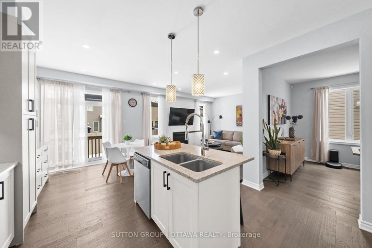 29576737/1013-manege-street/stittsville-south/ottawa/ontario/K2S0Y8_9