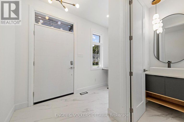 29219769/493-highcroft-avenue/westborohampton-park/ottawa/ontario/K1Z5J3_2