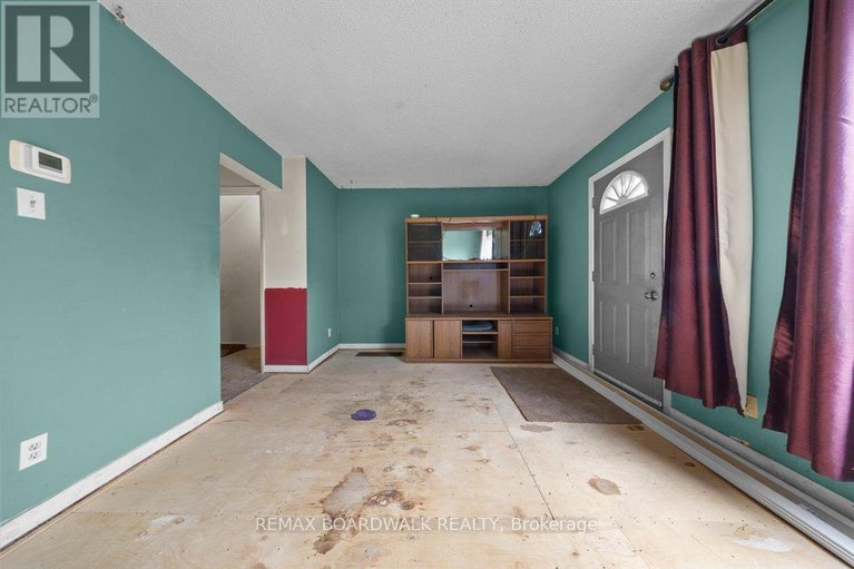 29597004/1456-murdock-gate/cyrville/ottawa/ontario/K1J8R5_11