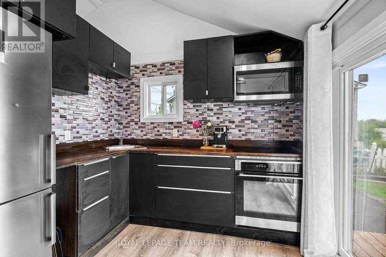 28626243/3872-lannin-lane/north-grenville-twp-kemptville-east/north-grenville/ontario/K0G1J0_14