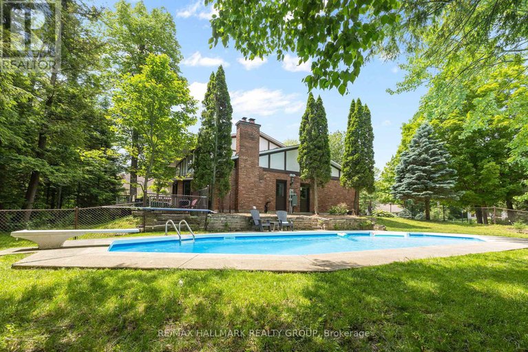 28509464/6431-clingin-lane/manotick-south-to-roger-stevens/ottawa/ontario/K4M1B3_34
