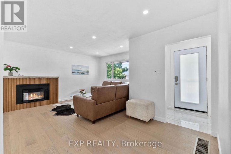 28804203/1502-farnsworth-avenue/alta-vista/ottawa/ontario/K1H7C3_4