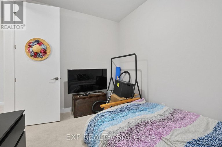 28611838/6323-perth-street/btwn-franktown-rd-fallowfield-rd/ottawa/ontario/K0A2Z0_13
