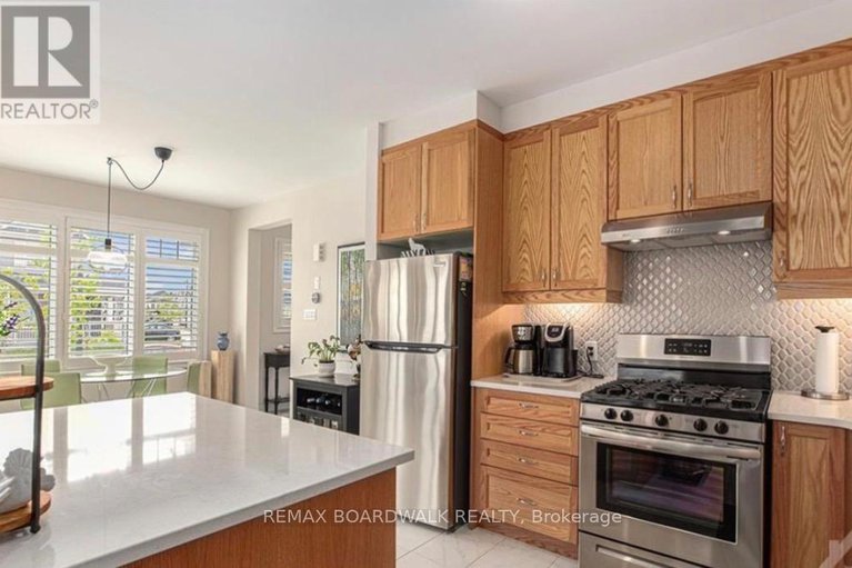 29433241/741-derreen-avenue/stittsville-north/ottawa/ontario/K2S2Y9_8