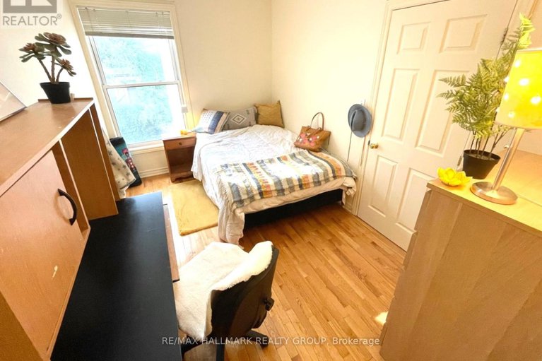 28426563/480-cumberland-street/sandy-hill/ottawa/ontario/K1N7J9_17