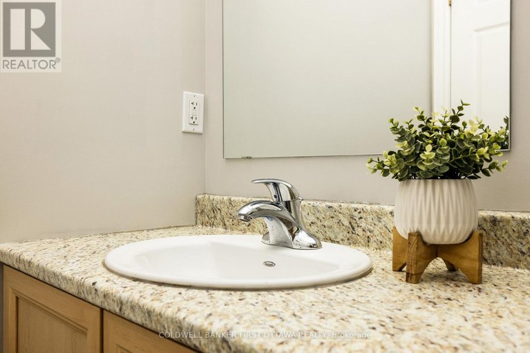 29497257/6-1210-mcwatters-road/queensway-terrace-southridgeview/ottawa/ontario/K2C3Y2_24