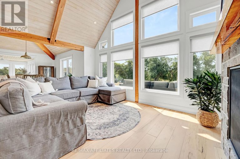 28911074/205-westar-farm-way/remainder-of-stittsville-area/ottawa/ontario/K0A1B0_10