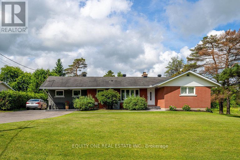 28624777/4624-albion-road/riverside-south/ottawa/ontario/K1X1A5_1