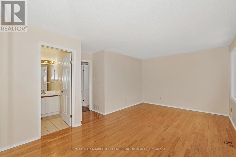 29093671/67-710-coronation-avenue/riverview-park/ottawa/ontario/K1G4G7_19