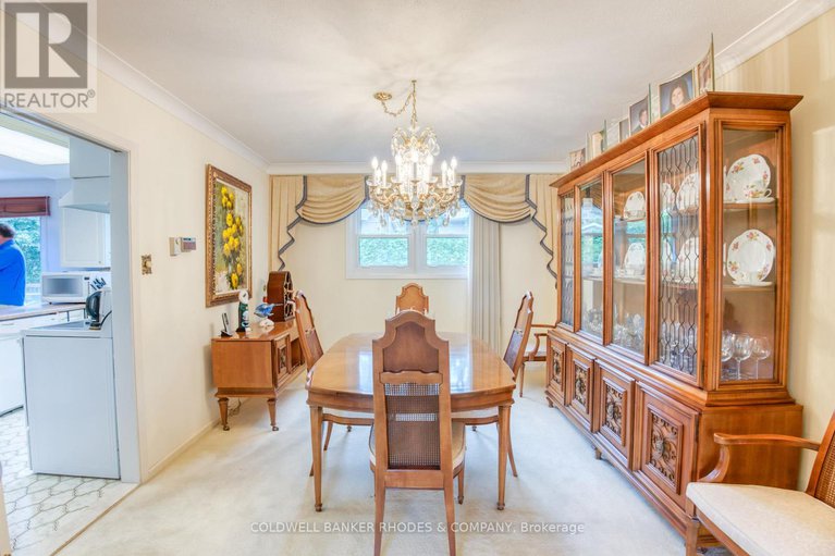 29040385/2005-neepawa-avenue/carlingwood/ottawa/ontario/K2A3L4_5