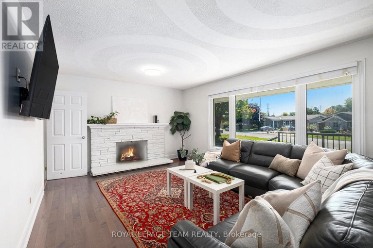 28932180/13-pritchard-drive/manordale/ottawa/ontario/K2G1B2_3