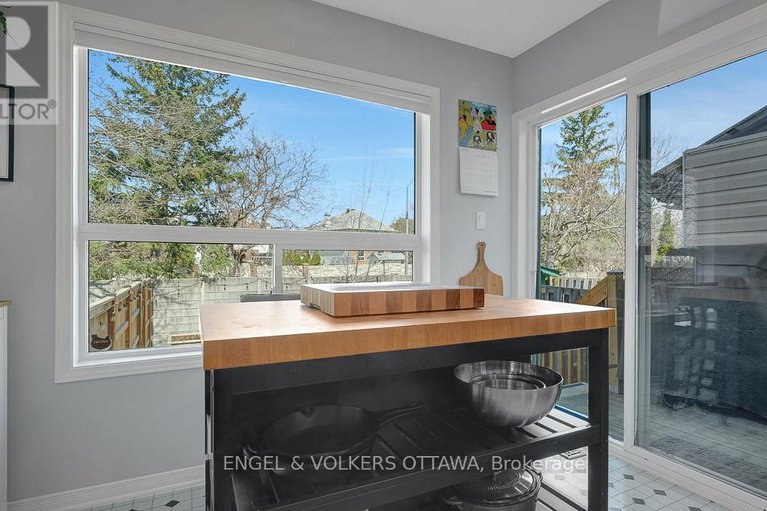 29642313/19-mullcraft-crescent/longfields/ottawa/ontario/K2J4P8_16