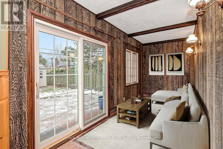 29134551/6-roundhay-drive/manordale/ottawa/ontario/K2G1B5_14