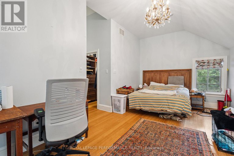 28582293/81-mackay-street/new-edinburgh/ottawa/ontario/K1M2E4_28