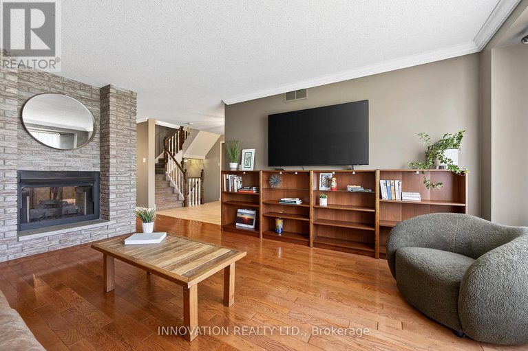 28869608/5558-south-island-park-drive/manotick-long-island-nicholls-island/ottawa/ontario/K4M1J2_11