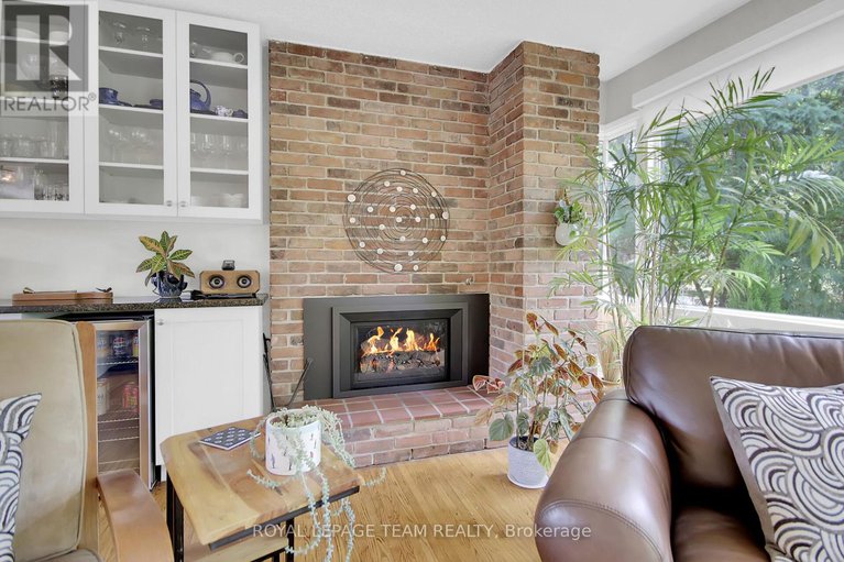 28803295/87-pentland-place/beaverbrook/ottawa/ontario/K2K1V9_11