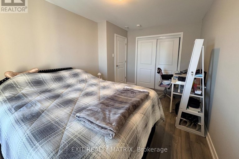 29305104/207-83-st-moritz-trail/embrun/russell/ontario/K0A1W0_18