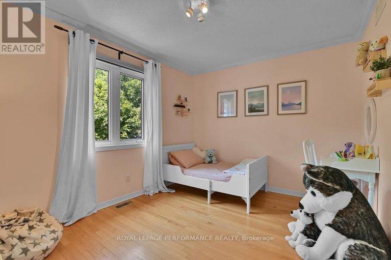28619825/2057-clark-road/clarencerockland-twp/clarence-rockland/ontario/K4K1K7_24