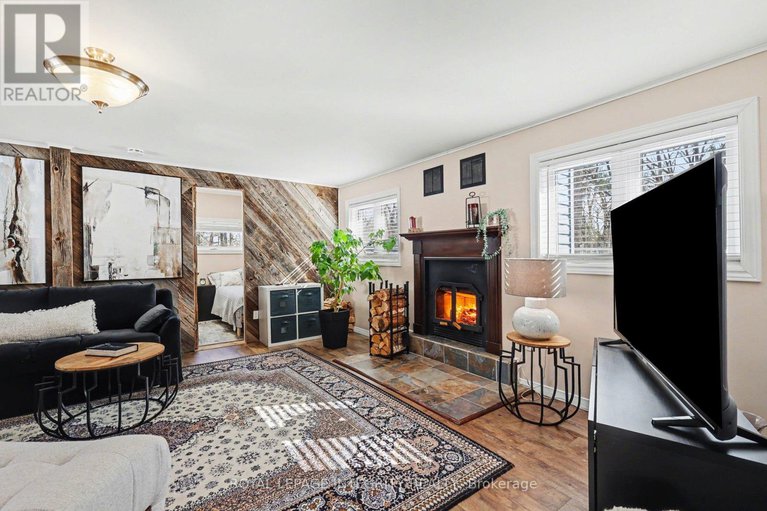 29413274/191-macmillan-lane/constance-bay/ottawa/ontario/K0A3M0_11