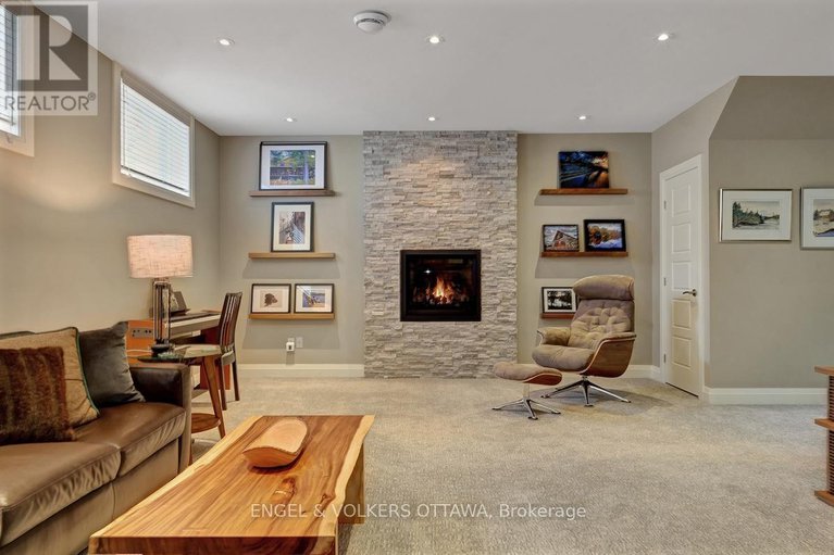 29353199/3681-eureka-avenue-e/blossom-parkleitrim/ottawa/ontario/K1T1L5_31