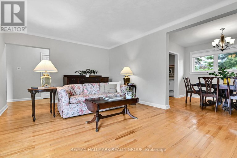 28801055/1256-field-street/bel-air-park/ottawa/ontario/K2C2R2_6