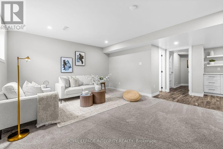 29642319/821-indica-street/stittsville-north/ottawa/ontario/K2S2J8_34