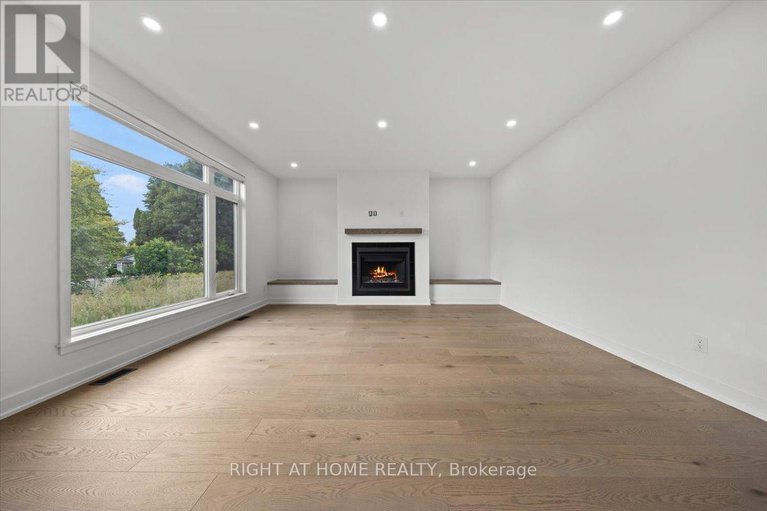 28770534/610-kenabeek-terrace/riverside-southgloucester-glen/ottawa/ontario/K4M0M3_19