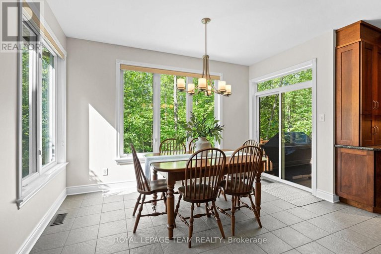 28608348/387-ridgeside-farm-drive/kanata-north-west/ottawa/ontario/K2W1H3_18