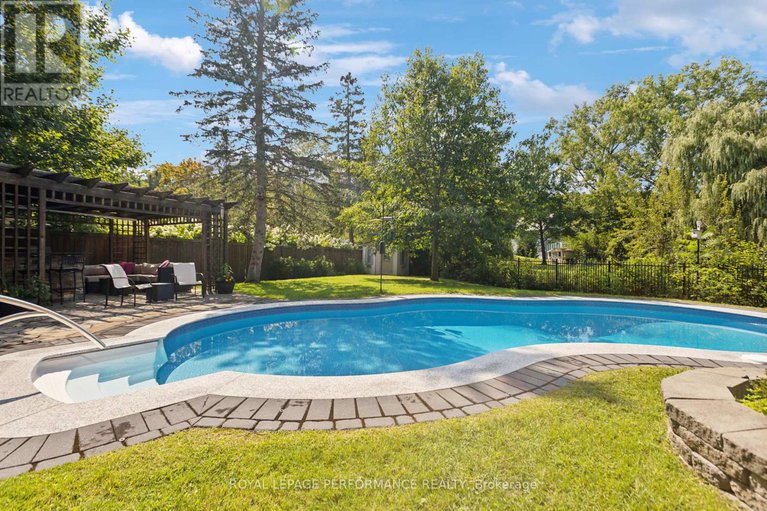 28460430/55-delong-drive/rothwell-heights/ottawa/ontario/K1J7E4_38