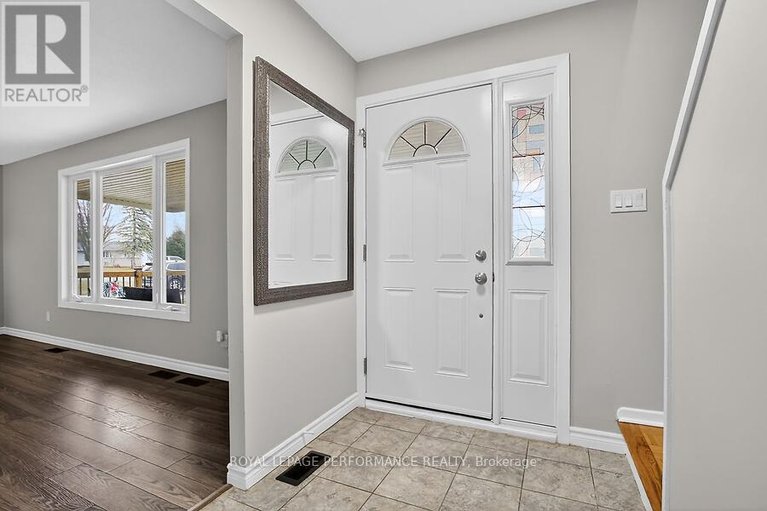 29617946/20-coldstream-drive/munster/ottawa/ontario/K0A3P0_5