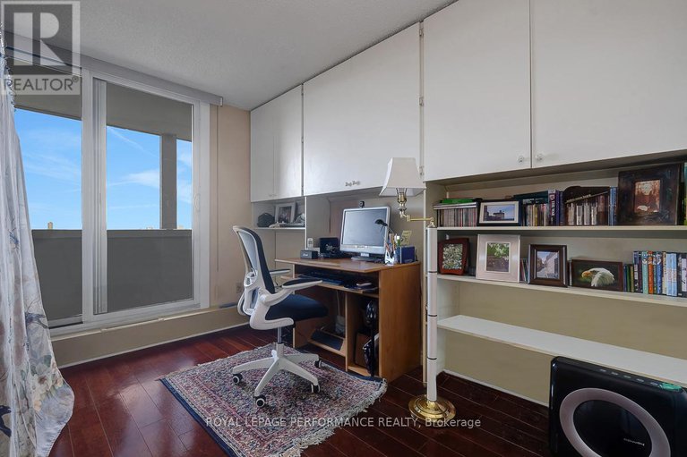 28285240/2105-2625-regina-street/lincoln-heights/ottawa/ontario/K2B5W8_16