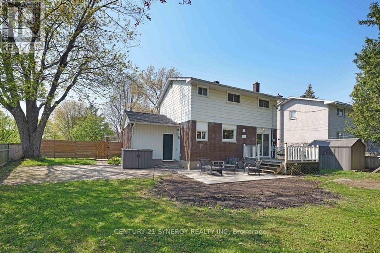 28306161/2522-needham-crescent/brookfield-gardens/ottawa/ontario/K1V6K2_27