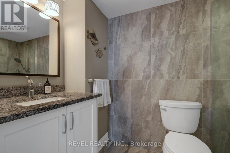 29566268/1403-20-the-driveway-drive/ottawa-centregolden-triangle/ottawa/ontario/K2P1C8_16