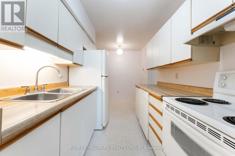 28859547/447-canotia-place/fallingbrookpineridge/ottawa/ontario/K4A2K1_13