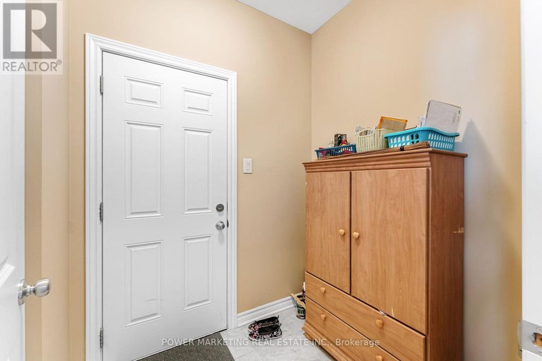 28282799/6356-renaud-road/mer-bleuebradley-estatesanderson-park/ottawa/ontario/K1W0R9_11