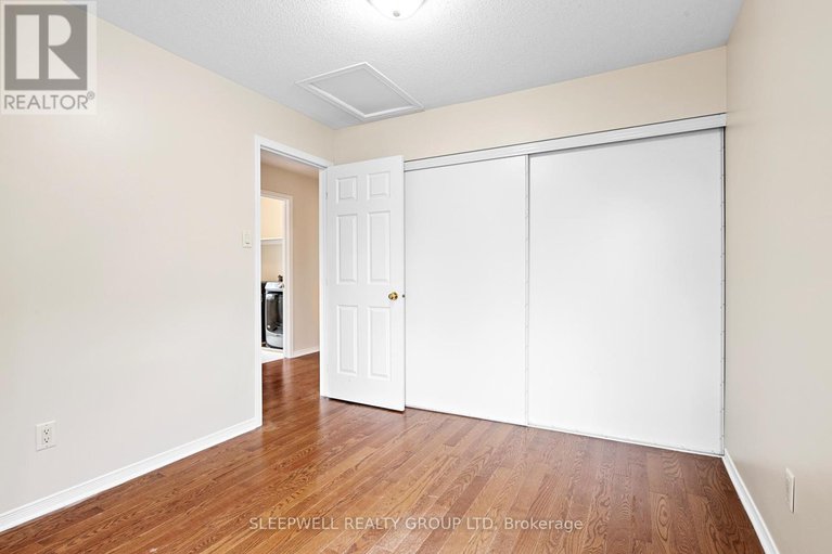 29032695/12-cedar-park-street/central-park/ottawa/ontario/K2C4B3_27