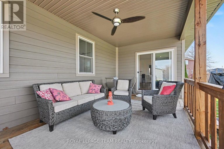 29646950/121-grasshopper-lane/kanata-north-east/ottawa/ontario/K0A1T0_25