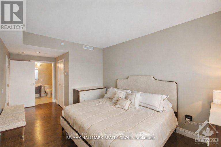 29269593/1301-90-george-street/lower-townbyward-market/ottawa/ontario/K1N0A8_8