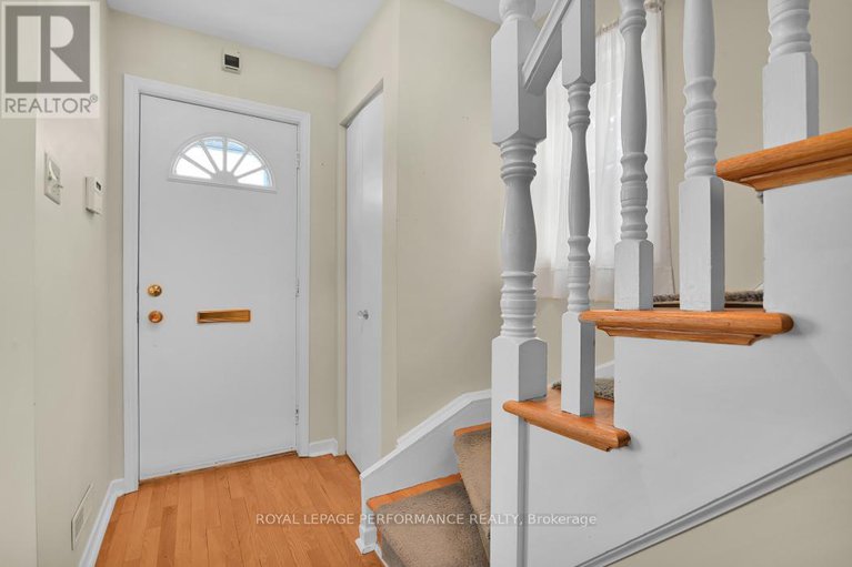 29349963/6-elmdale-avenue/lindenlea/ottawa/ontario/K1M1A4_4