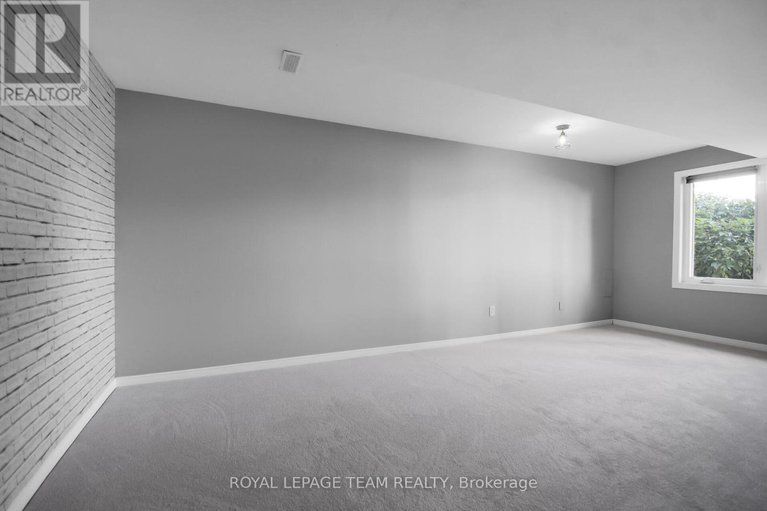 29017566/89-thornbury-crescent/centrepointe/ottawa/ontario/K2G6C4_36