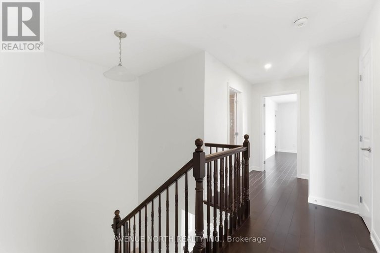 29517312/2082-caltra-crescent/half-moon-bay/ottawa/ontario/K2J6V4_17