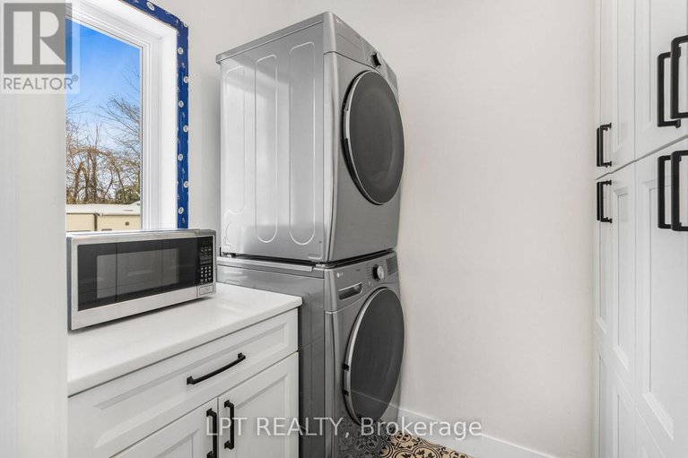 29402754/19779-county-road-25-road/south-glengarry-charlottenburgh-twp/south-glengarry/ontario/K0C1L0_17