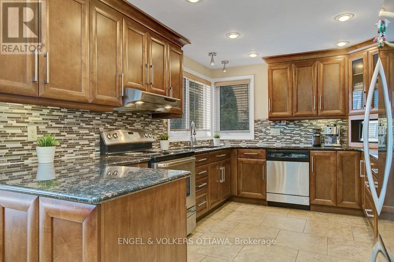 29460992/7-condie-street-w/centrepointe/ottawa/ontario/K2G5M3_18