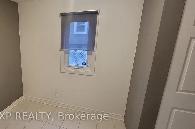 29170277/292-richelieu-avenue/vanier/ottawa/ontario/K1L6K3_16