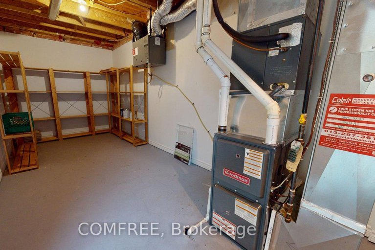 29041005/253-goulburn-avenue/sandy-hill/ottawa/ontario/K1N8E5_39