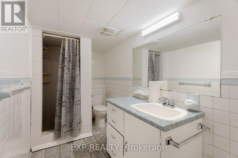 29114115/1233-meadowlands-drive-e/city-viewskylinefisher-heightsparkwood-hills/ottawa/ontario/K2E6K2_37